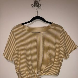 Yellow striped crop top!